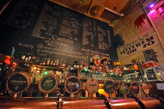 Csendes Vintage Bar & Cafe